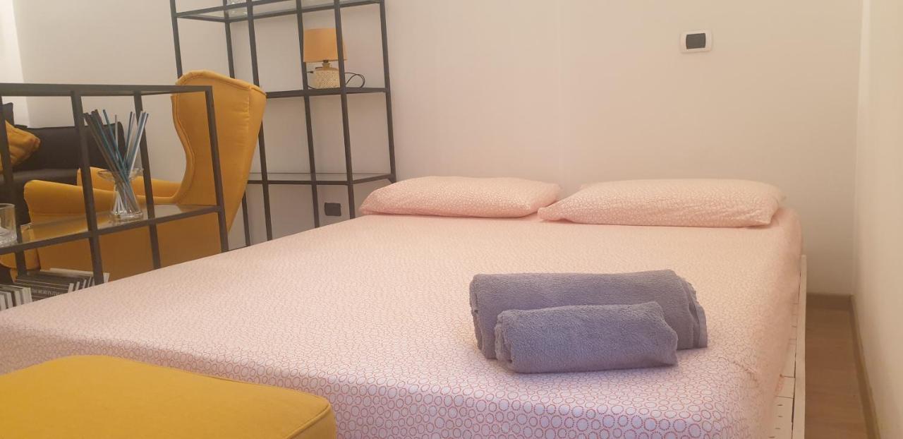 Isola Dal Verme Flat Apartment Milano Ngoại thất bức ảnh