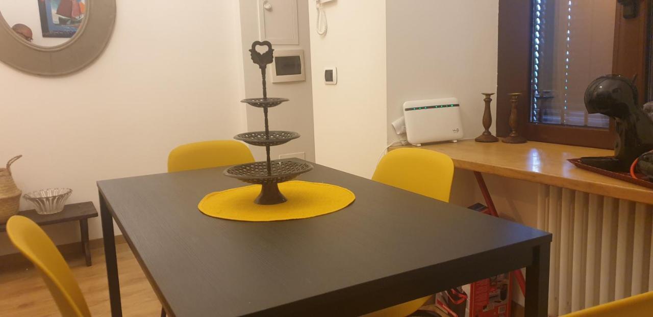 Isola Dal Verme Flat Apartment Milano Ngoại thất bức ảnh